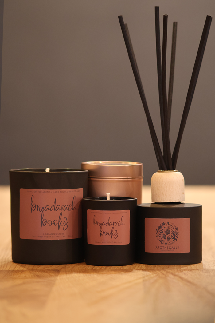 Bruadarach Books Signature Candle